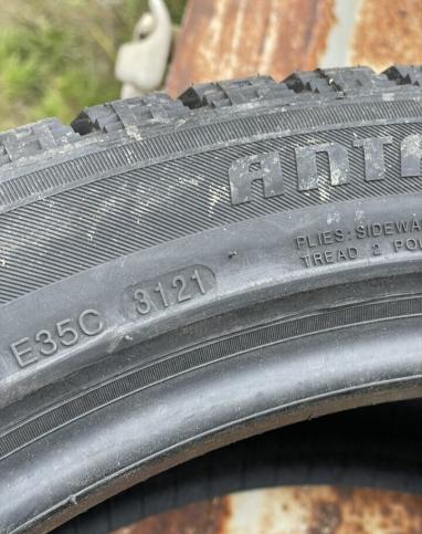 Zeta Antarctica Sport 245/45 R20 и 275/40 R20 106T