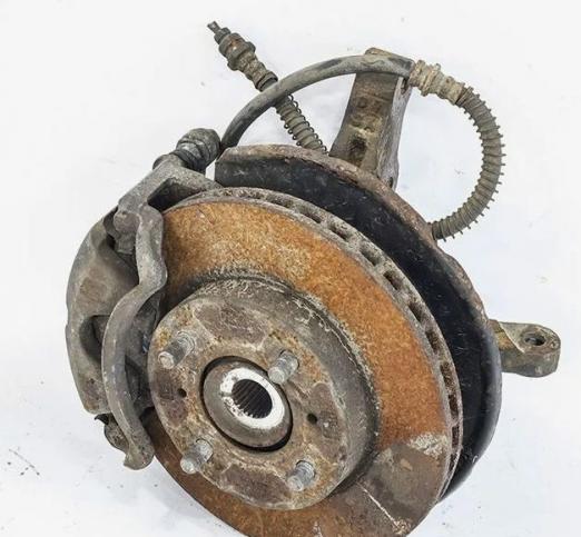 Mitsubishi Lancer Кулак поворотный MR491322 MR403403