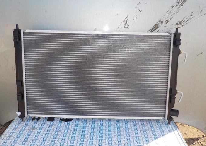Mitsubishi Lancer Радиатор 1350A298