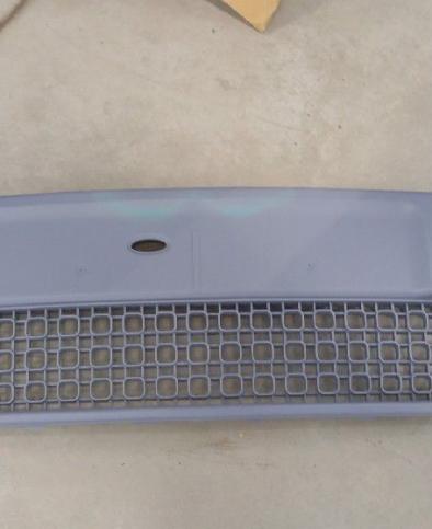 Ford Fusion Решетка бампера 1369703 1369703.
