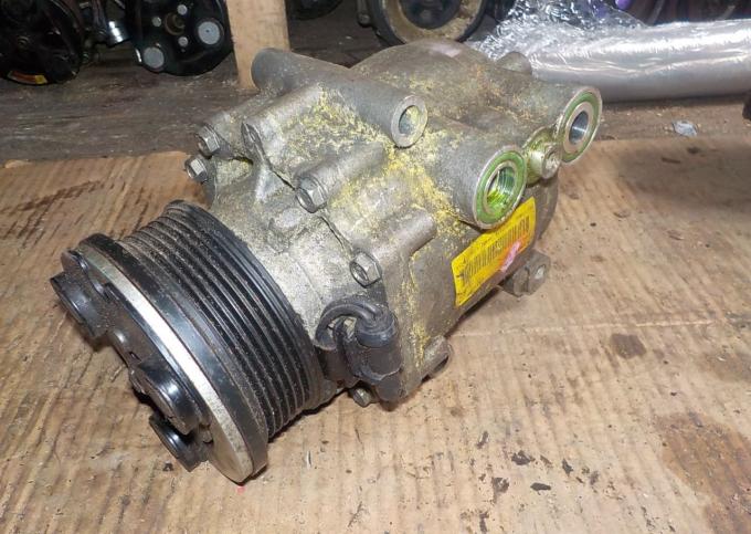 Ford Fusion Компрессор кондиционера 1476182