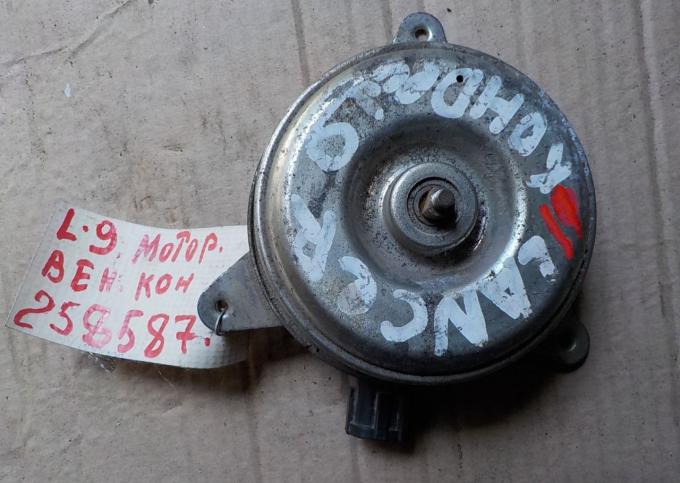 Mitsubishi Lancer MR312898