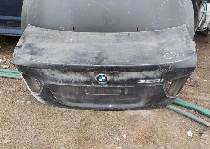 BMW 3 Крышка багажника 41627151491