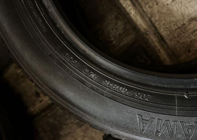 Yokohama Ice Guard IG50 205/60 R16 92Q