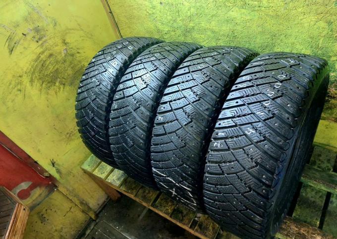 Goodyear UltraGrip Ice 215/65 R16 88T
