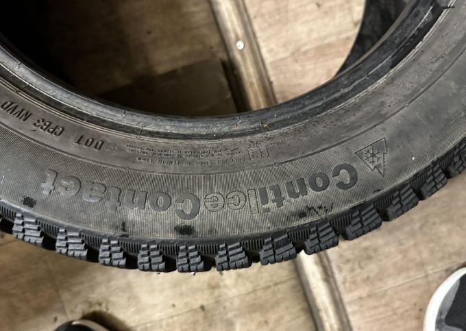 Continental ContiIceContact 215/55 R16 97T