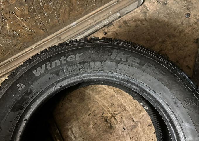 Hankook Winter I'Pike RS W419 215/60 R16 99T
