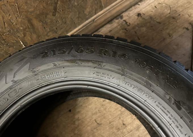 Nokian Tyres Nordman 7 SUV 215/65 R16 102T