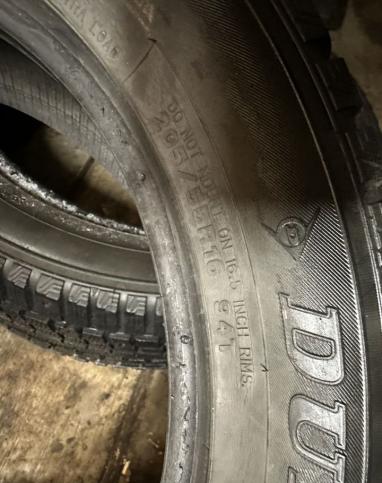 Dunlop SP Winter Ice 01 205/55 R16 94T