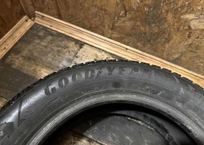 Goodyear Cargo Ultra Grip 2 195/60 R15 88T
