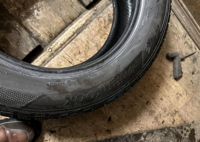 Hankook Winter I'Pike RS2 W429 205/60 R16 96T