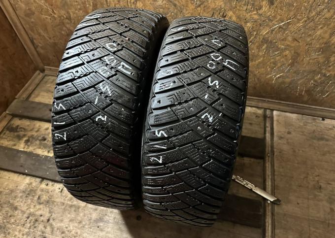 Goodyear Ultragrip Ice Arctic 215/60 R16 99T