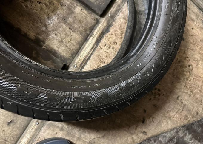 Goodyear EfficientGrip 195/60 R16 89H
