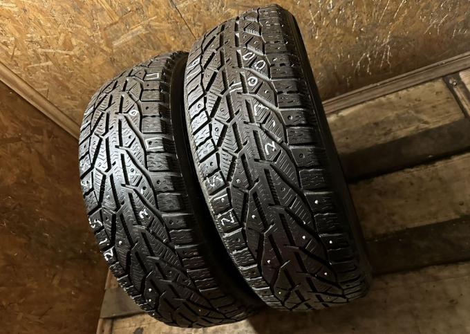 Tigar SUV Ice 215/65 R16 102T