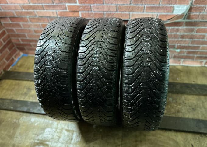 Goodyear UltraGrip 500 215/70 R16 100T