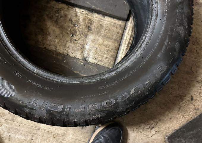 Bfgoodrich G-Force Stud 215/65 R16 120Q