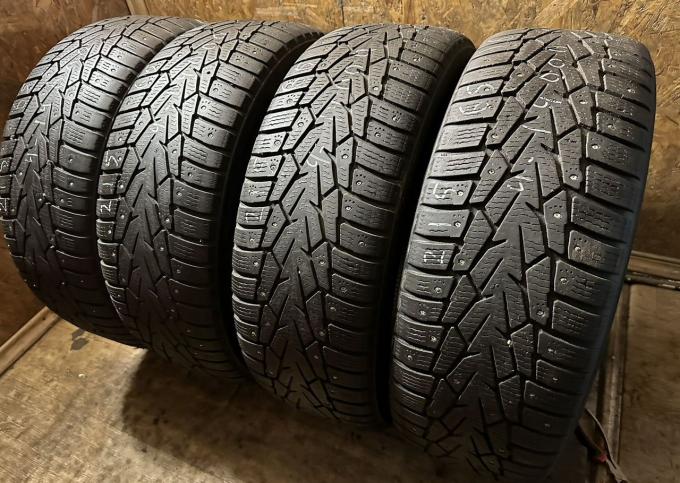 Nokian Tyres Hakkapeliitta 7 215/65 R16 102T