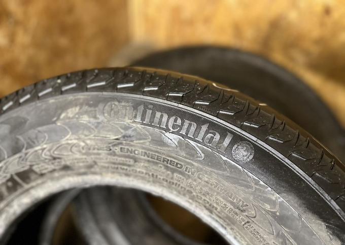 Continental Vanco 2 235/65 R16C 121R