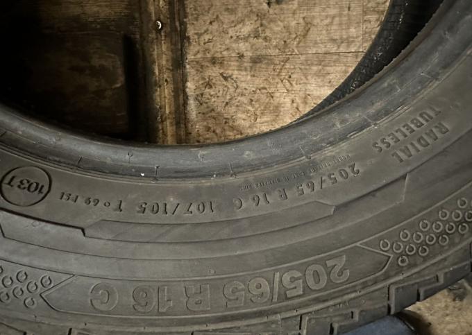 Continental ContiVanContact 100 205/65 R16C 107T