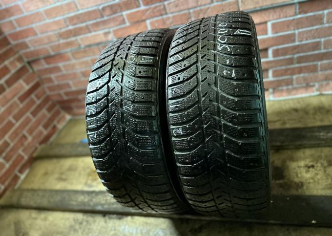 Bridgestone Ice Cruiser 5000 215/55 R16 93T