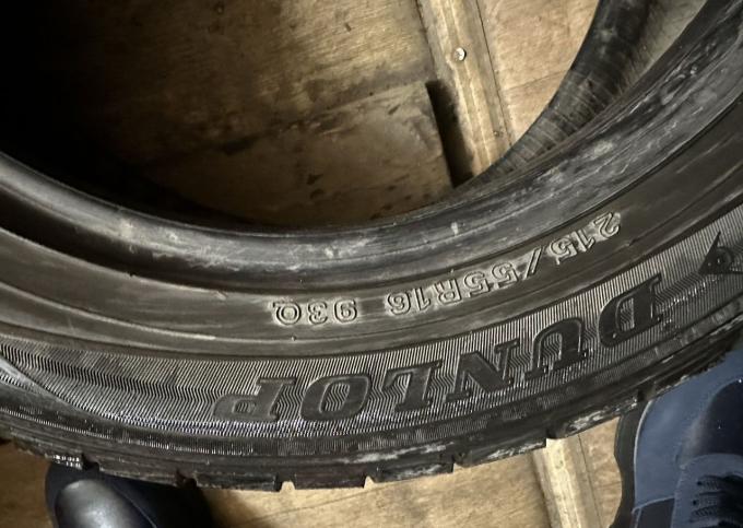 Dunlop Winter Maxx 215/55 R16 93Q