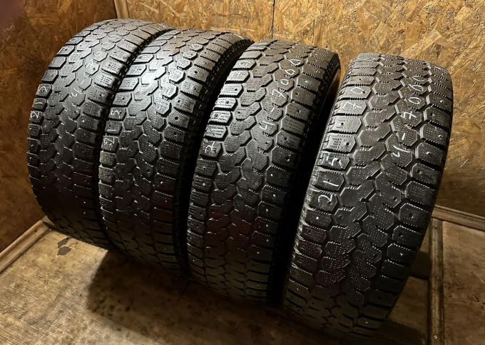Yokohama Ice Guard F700Z 215/70 R16 100Q