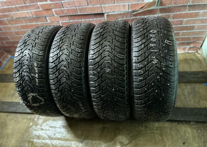 Nokian Tyres Hakkapeliitta 8 205/60 R16 96T