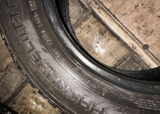 Nokian Tyres Hakkapeliitta 9 215/60 R16 99T