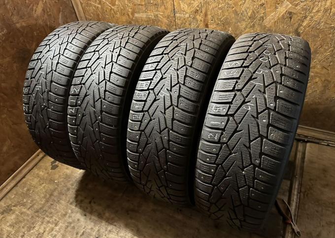 Nokian Tyres Hakkapeliitta 7 215/65 R16 102T