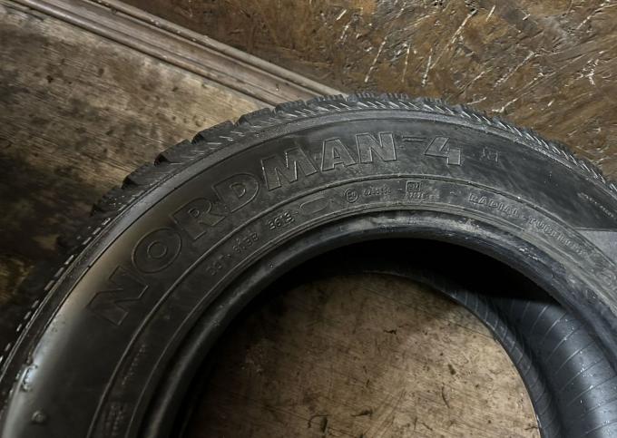 Nordman Nordman 4 215/65 R16 102T