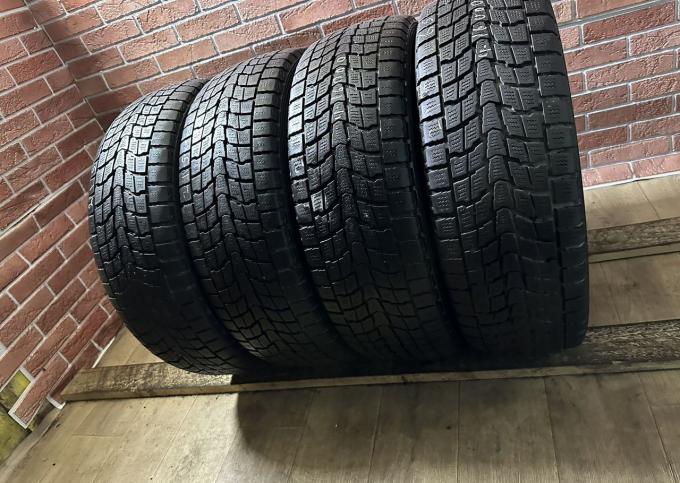 Dunlop Grandtrek SJ6 215/65 R16 98Q