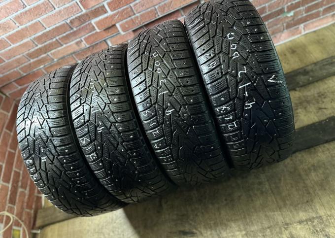 Nokian Tyres Hakkapeliitta 7 215/65 R16 102T