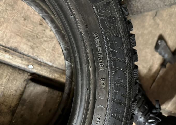 Michelin X-Ice North 3 205/55 R16 94T