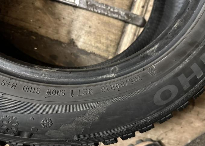 Kumho I'Zen KW22 205/60 R16 92T