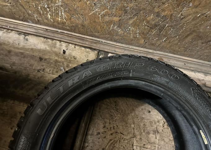 Goodyear Ultragrip 600 205/55 R16 94T