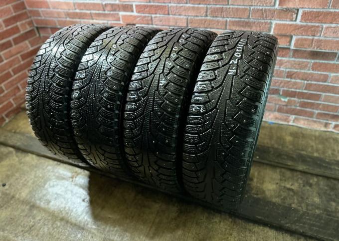 Nokian Tyres Hakkapeliitta 5 215/65 R16 102T