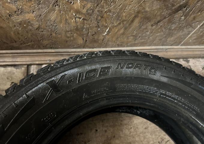 Michelin X-Ice North XIN2 215/60 R16 99T