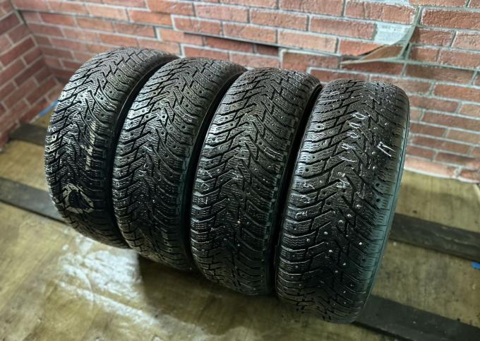 Nokian Tyres Hakkapeliitta 8 205/60 R16 96T