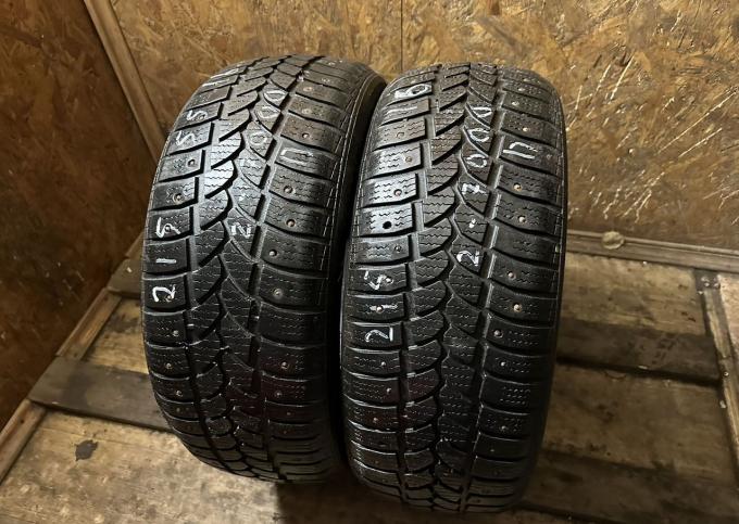 Tigar Sigura Stud 215/55 R16 97T
