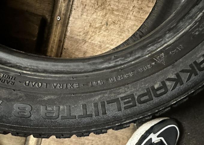 Nokian Tyres Hakkapeliitta 8 205/55 R16 94T