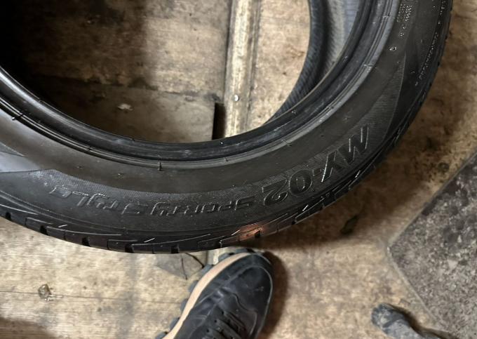 Bridgestone MY-02 Sporty Style 205/55 R16 91V