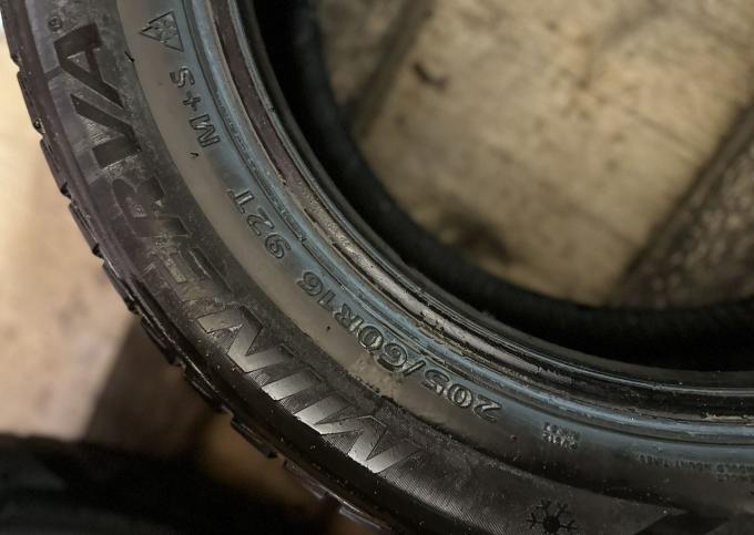 Minerva Eco Stud 205/60 R16 92T