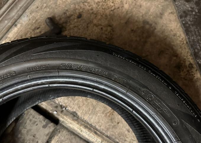 Bridgestone MY-02 Sporty Style 205/55 R16 91V