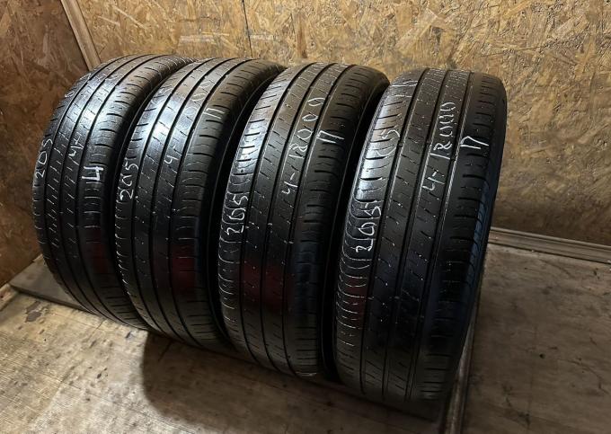 Kumho Solus SA01 KH32 205/65 R16 95H