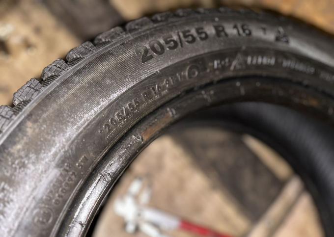 Continental ContiIceContact 205/55 R16 91T