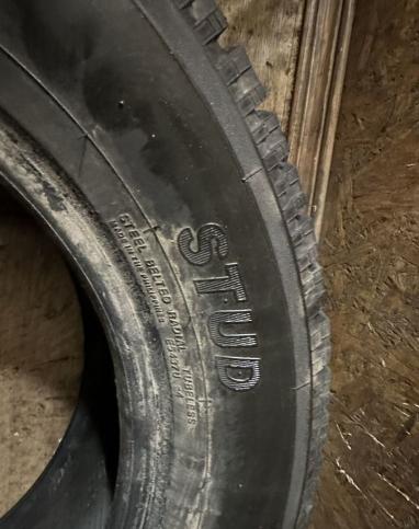 Yokohama Ice Guard F700Z 215/60 R16 95Q