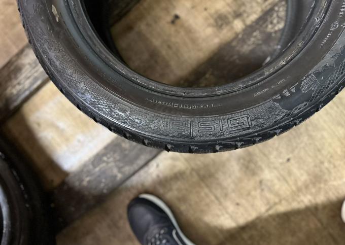 Gislaved Nord Frost 5 215/55 R16 97T
