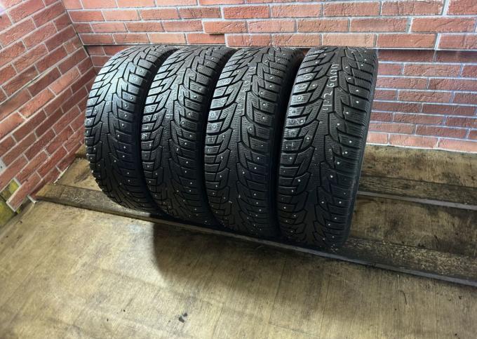 Hankook Ventus V8 RS H424 215/60 R16 99T
