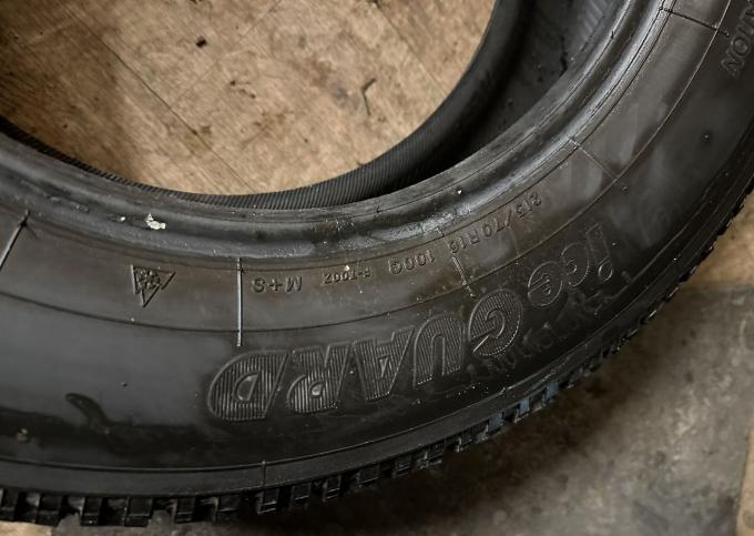 Yokohama Ice Guard F700Z 215/70 R16 100Q