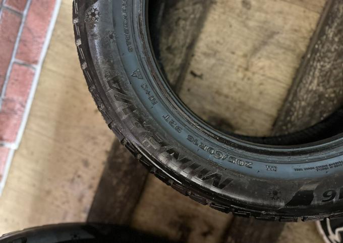 Minerva Eco Stud 205/60 R16 92T